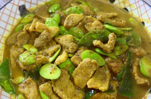 วิธีทำหมูผัดเผ็ดสะตอ