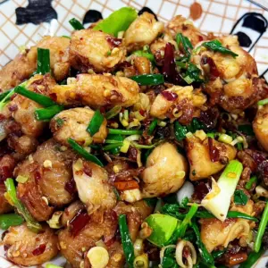 ไก่คั่วพริกเกลือ