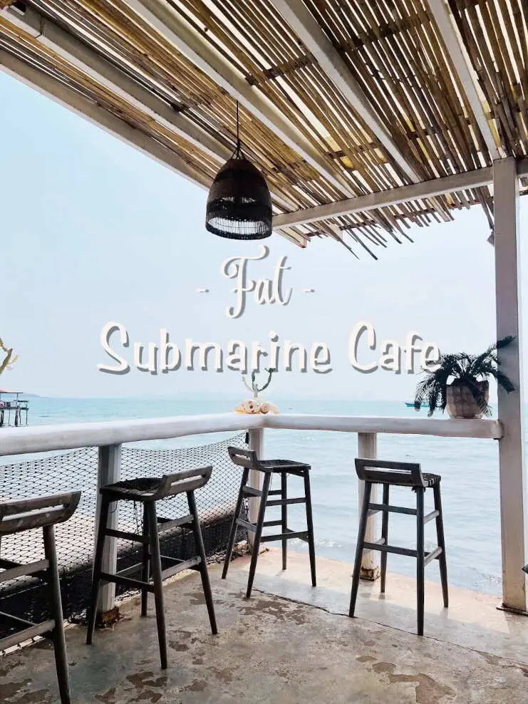 fat submarine cafe and restaurant