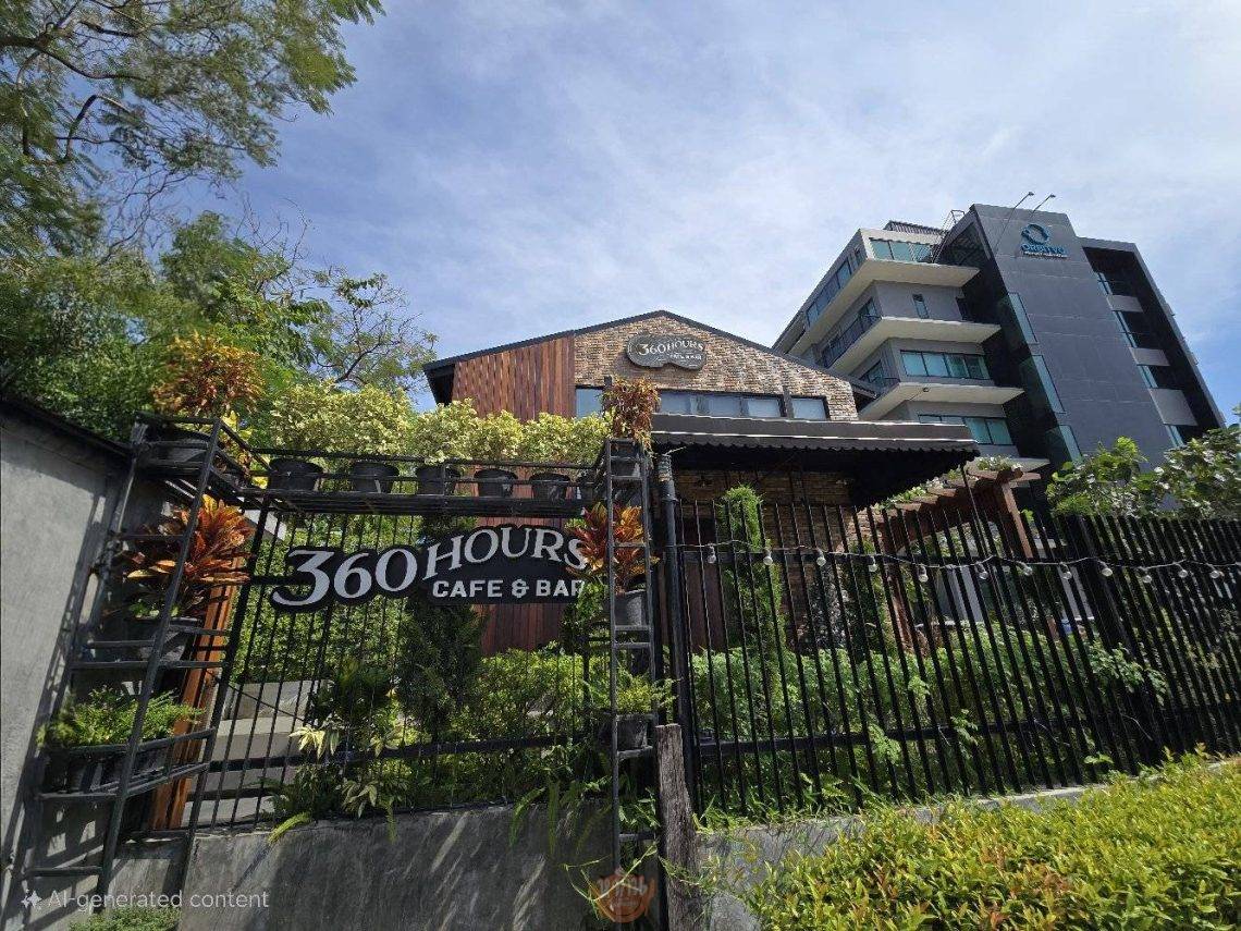 360 Hours Cafe & Bar